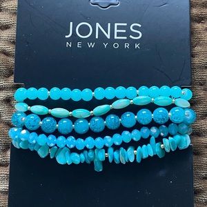 Jones NY NWT natural gemstone quartz and shell. Stretch bracelet set.